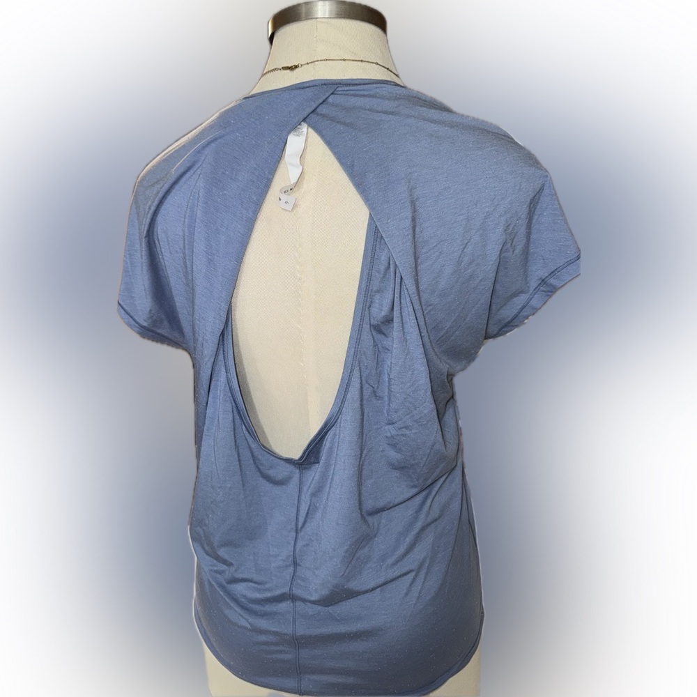 lululemon athletica Get Set Short Sleeve Scoop Tee - Dusty Blue - Picture 4 of 6